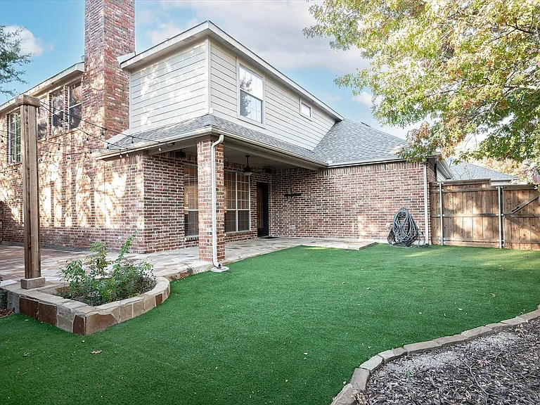 6812 Valley Brook Dr — Photo 24