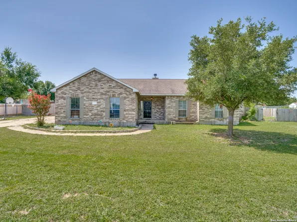 304 rio grande, Hutto, TX 78634