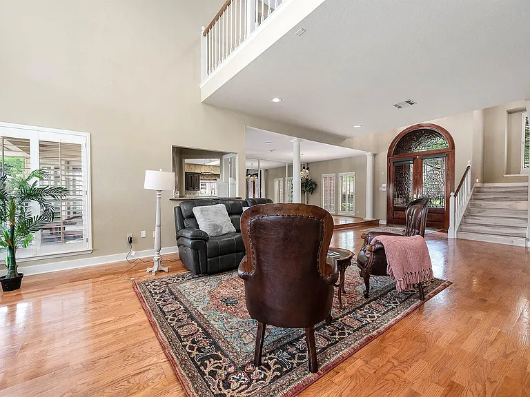 3702 Belle Grove Ln — Photo 9