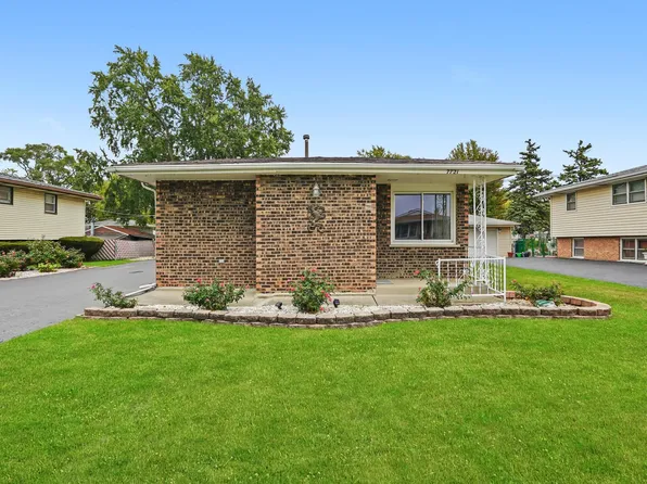 7721 Normandy Ave, Burbank, IL 60459