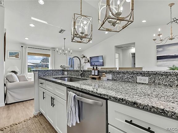 2nd image of 4563 E Taper St