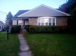 24 Monarch Rd, Hanover Township, PA 18706