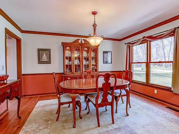 3rd image of 11934 Timberlake Dr
