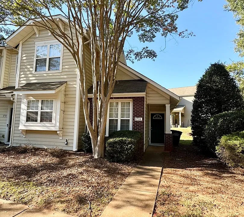 4714 Chapel Crossing Ct