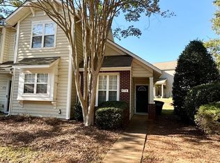 4714 Chapel Crossing Ct, Charlotte, NC 28269