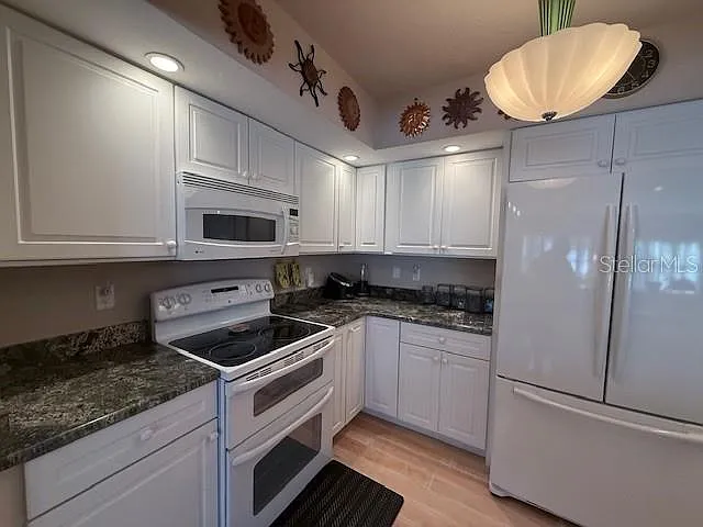 3806 Gulf Of Mexico Dr #C108 — Photo 6