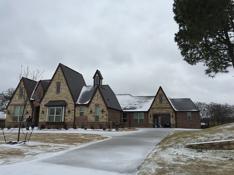 1st image of 1432 Valley Crest Dr