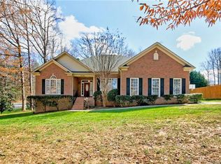 8196 Windsong Rd, Denver, NC 28037
