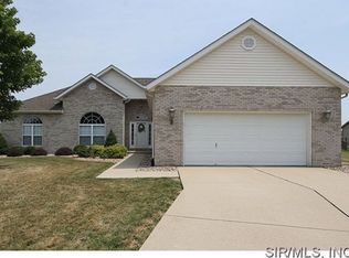3337 Village Green Ct, Millstadt, IL 62260