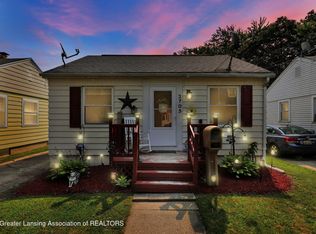 2705 Marion Ave, Lansing, MI 48910