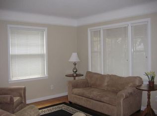 1208 N Wilson Ave, Royal Oak, MI 48067
