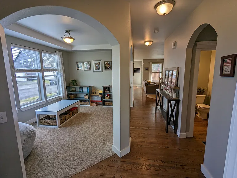 7758 McKinley Loop NE — Photo 2