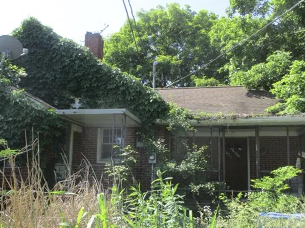 3269 Mott City Rd, Marion, KY 42064