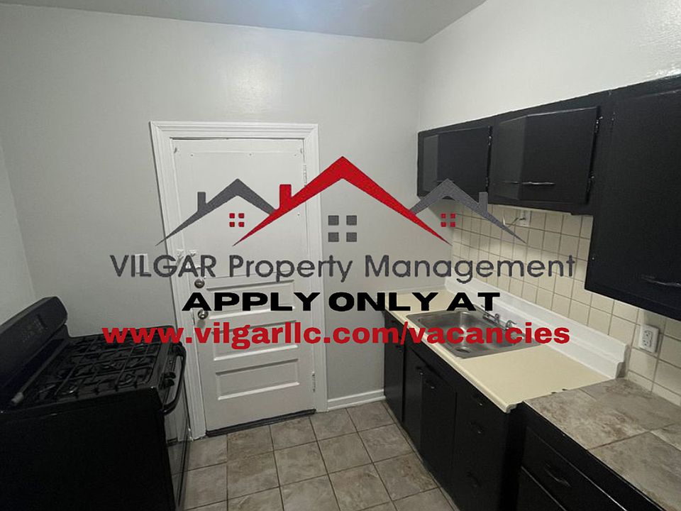 1st image of 3505 Fir St #3-2R