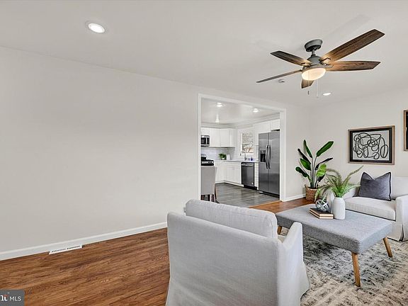 5th image of 24 N Atwood Rd