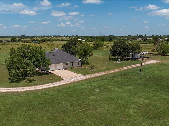 4th image of 799 County Road 304