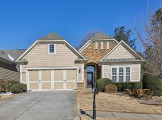 5935 Chimney Rock Dr, Hoschton, GA 30548