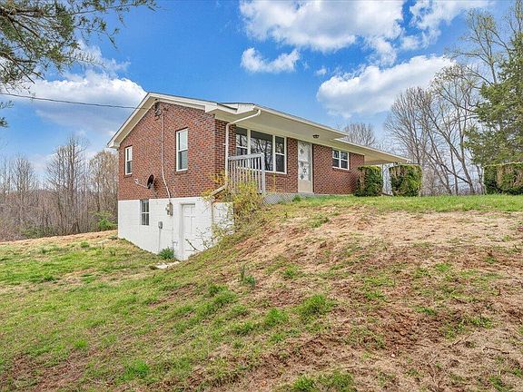 4th image of 855 Canton Church Rd