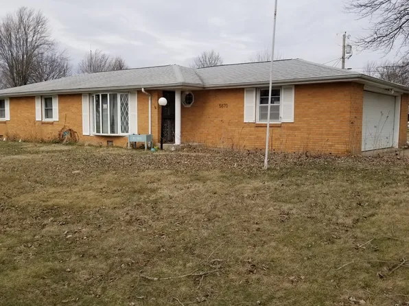 5870 W Homestead Dr, Frankton, IN 46044