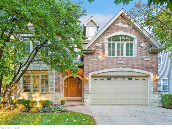 379 S Berkley Ave, Elmhurst, IL 60126