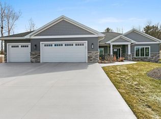 423 Highland Ct, Two Rivers, WI 54241