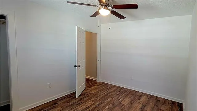 8009 Karen St — Photo 8