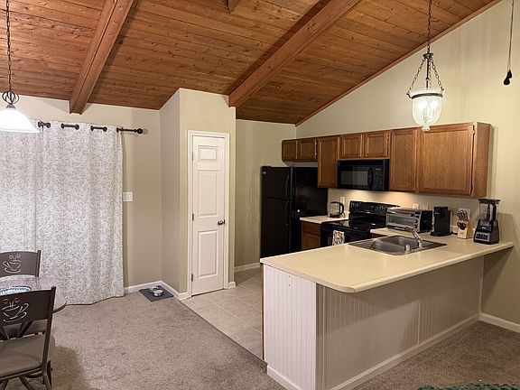 3rd image of 541 El Paseo Pl