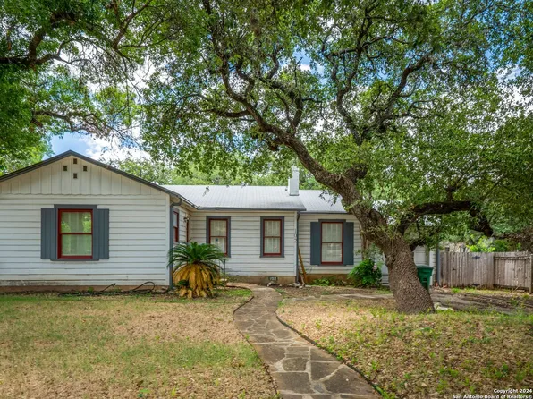 102 LAUREL HEIGHTS PL, San Antonio, TX 78212