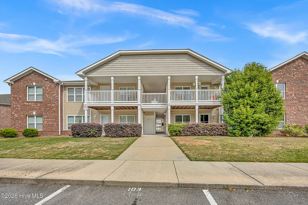 Building Photo - 4429 Jay Bird Cir #103