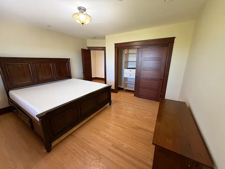 1790 E Burnett St — Photo 12