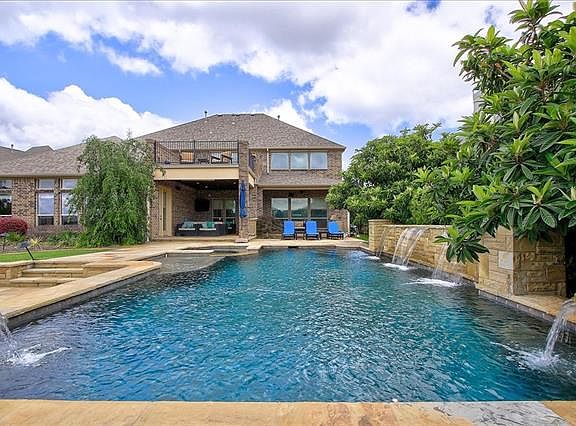 4th image of 1209 Yuma Dr