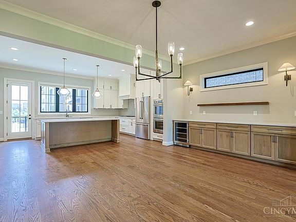 2nd image of 5078 Arabella Cir