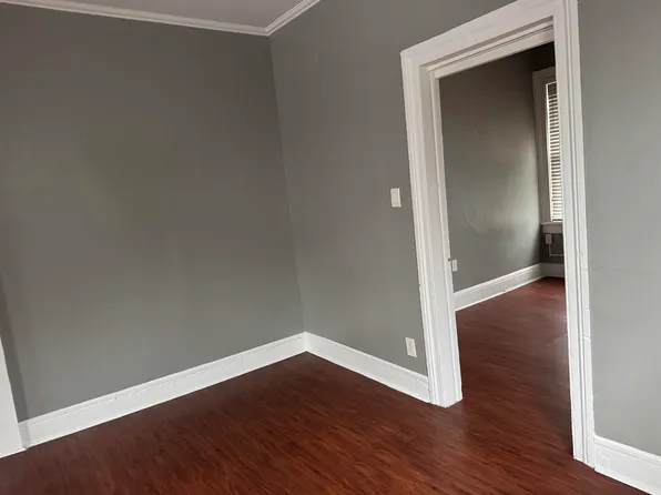 134 43rd Street image 9 of 19