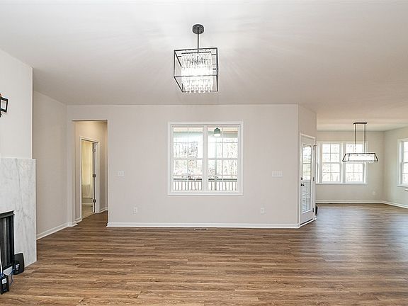 2nd image of 4541 Gresham Dr