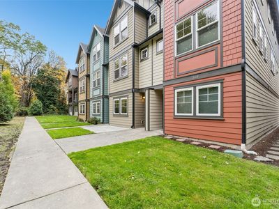 7162 Shinkle Place SW #64, Seattle, WA, 98106