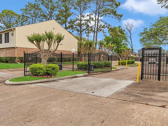 2nd image of 14515 Wunderlich Drive #110
