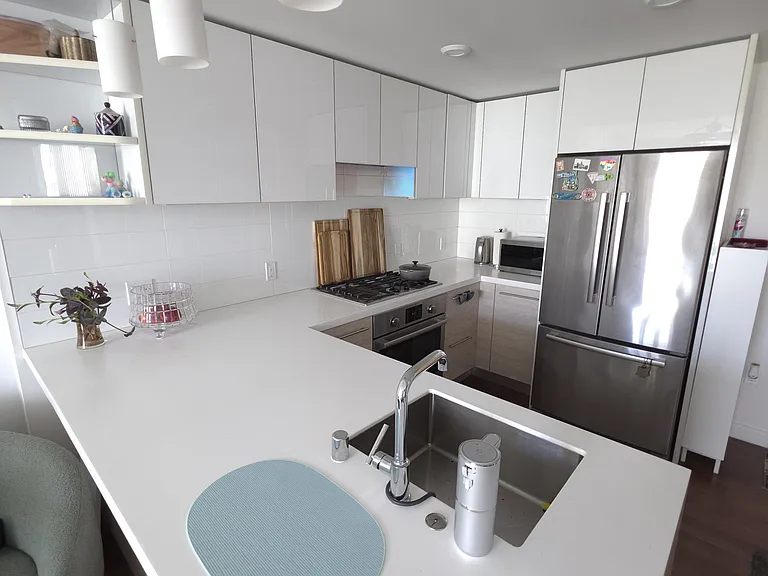 555 Fulton St #327 — Photo 4