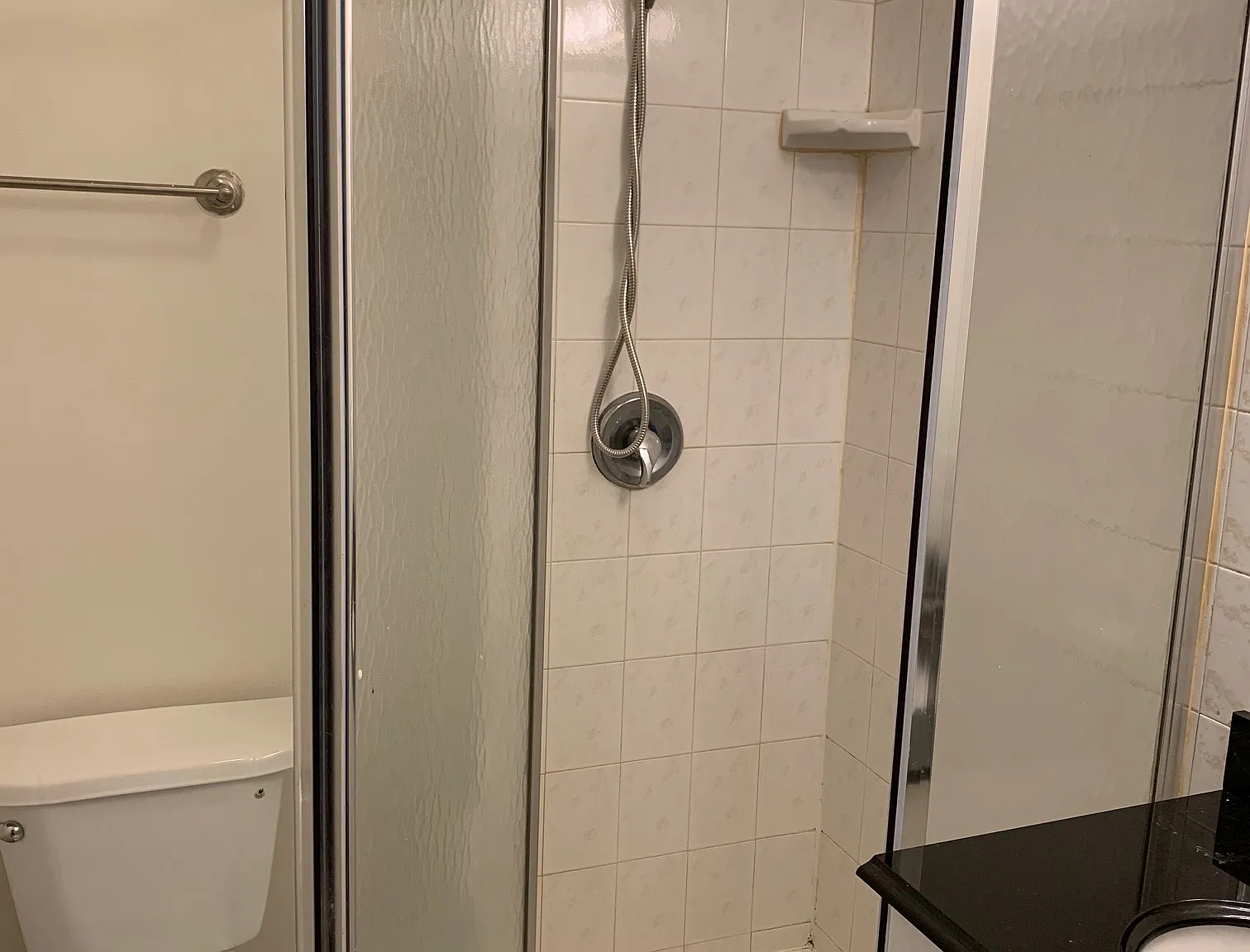 3 bed, 1300 sqft, $750 — Photo 2