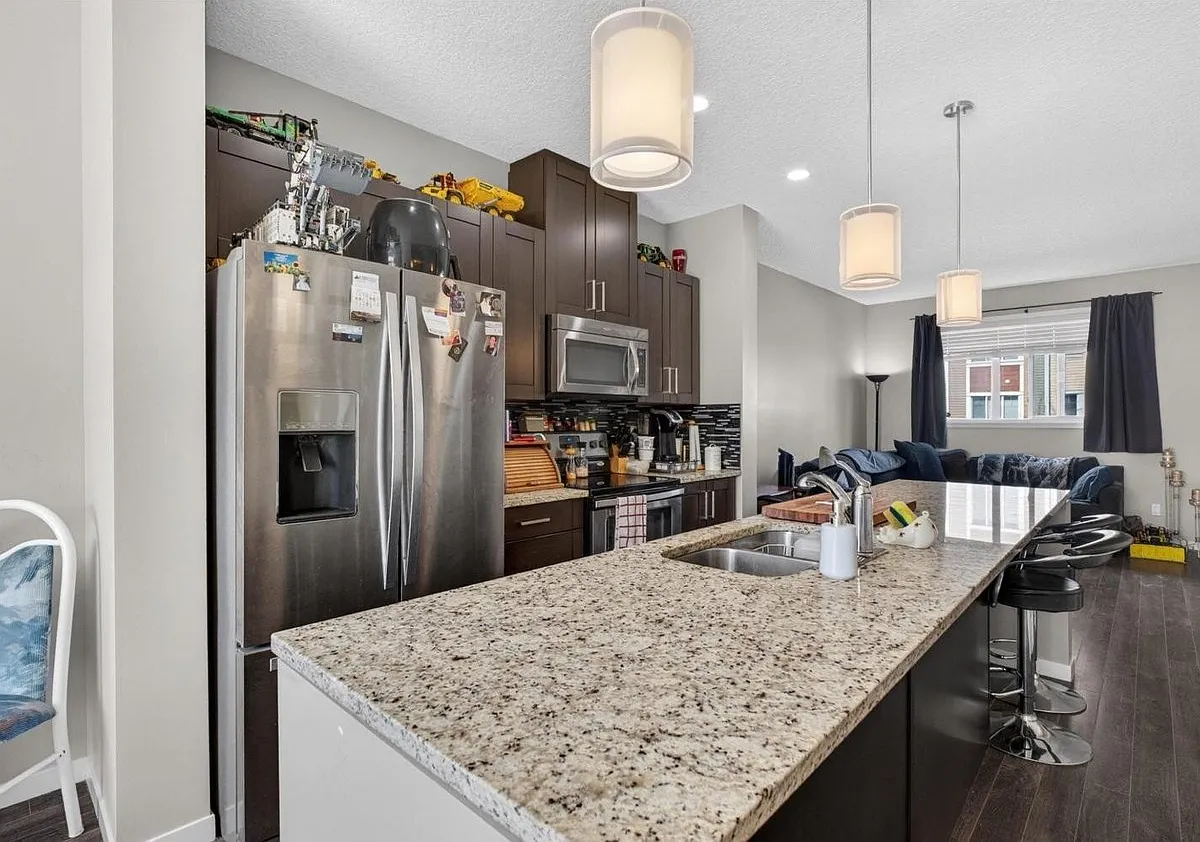 SF99 - 2 Bedroom + Den 2.5 Bathroom in Secord - #60 320 Secord Blvd NW — Photo 3