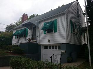 31 Fairlane Rd, West Roxbury, MA 02132