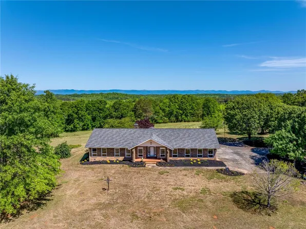 115 Edinburgh Ln, Easley, SC 29640