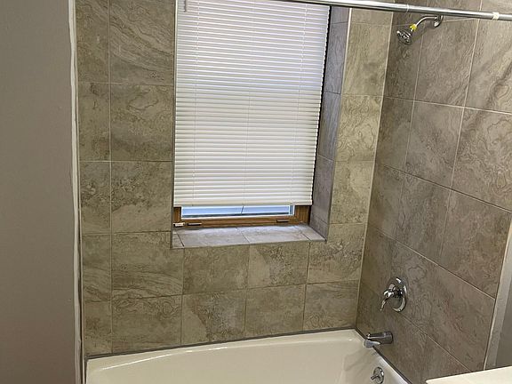4th image of 39 Mulberry St #1