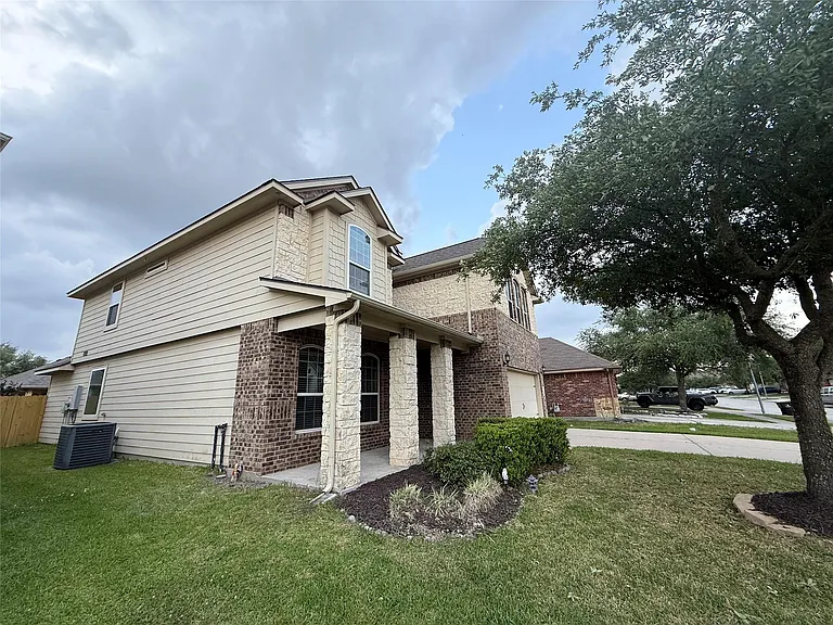 30515 Woodson Trace Dr — Photo 3