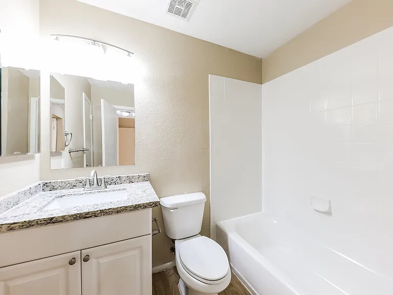 10801 W Wagon Wheel Dr — Photo 14