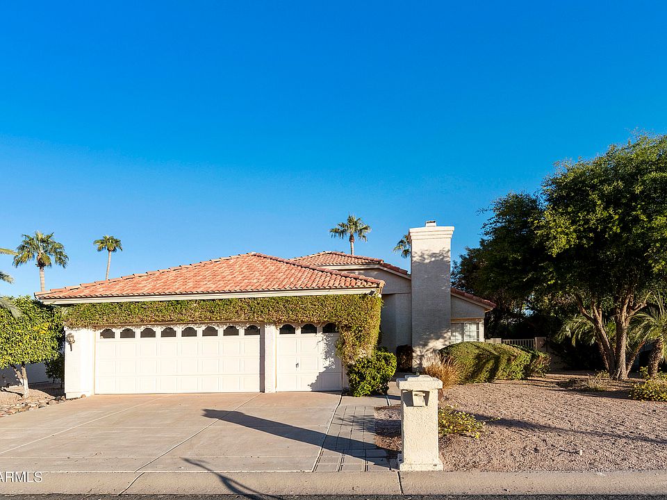 1st image of 10832 E BELLFLOWER Drive
