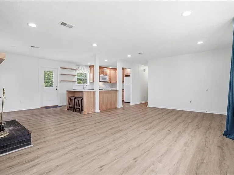 4740 Shady Rest Dr — Photo 8
