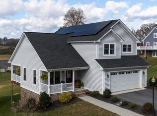 206 Bell Creek Dr, Staunton, VA 24401