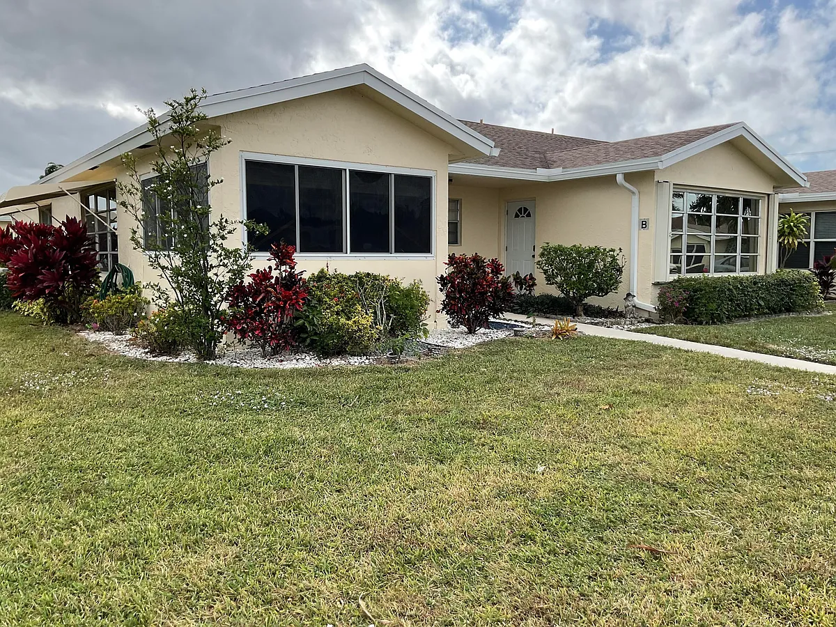 Building Photo - 5397 Lakefront Blvd #A