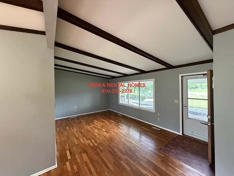 6316 Calkins Rd — Photo 4