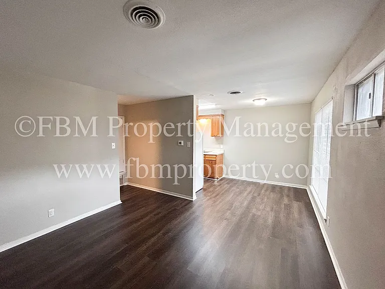106 S Kaufman St #3 — Photo 7